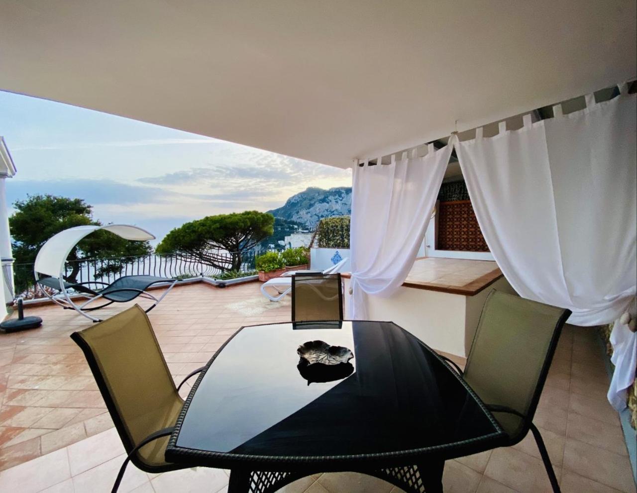 Private Sea View Con Terrazza E Giardino Apartamento Capri